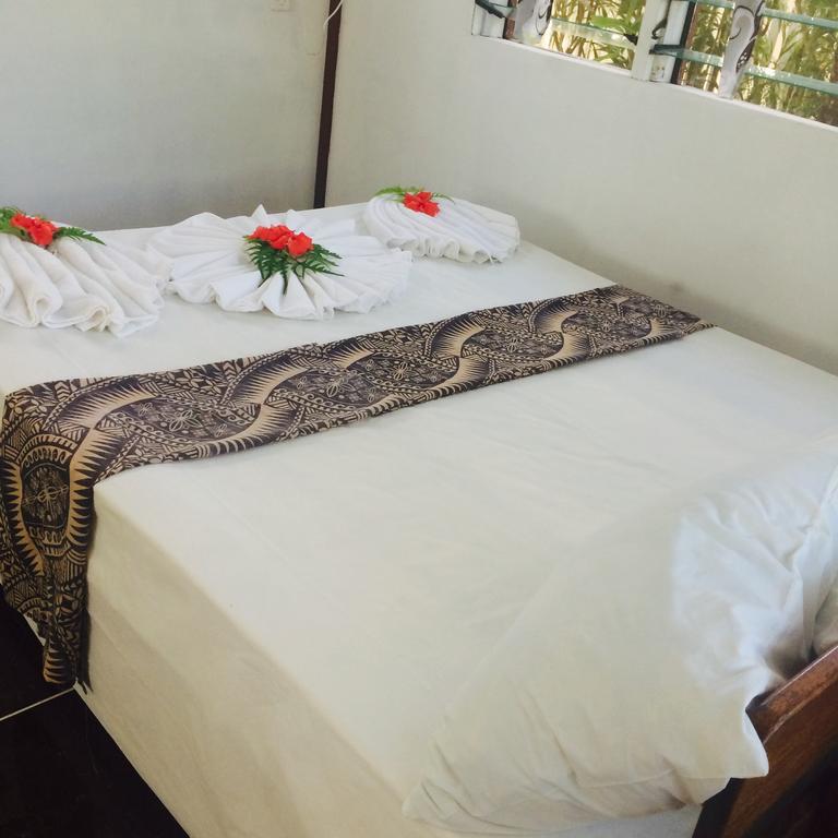 Hotel Vacations Beach Fale Manase Exterior foto