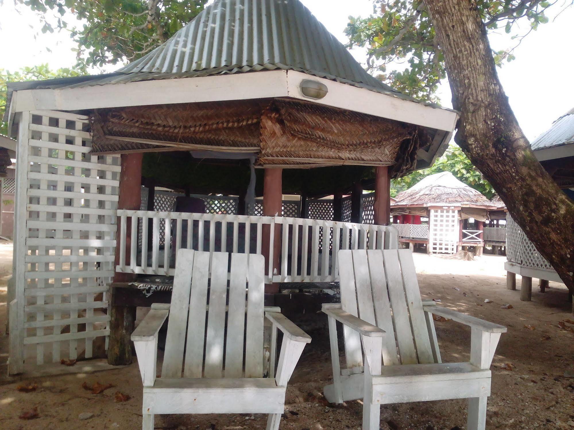 Hotel Vacations Beach Fale Manase Exterior foto